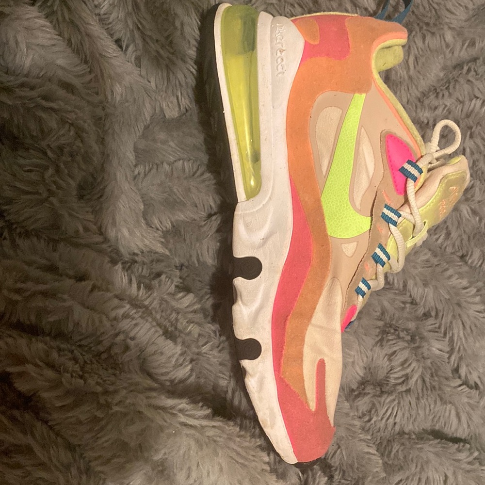 nike 270 reacts